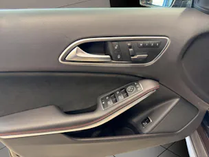Mercedes-Benz GLA 250 AMG Line 4Matic