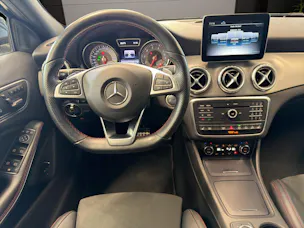 Mercedes-Benz GLA 250 AMG Line 4Matic