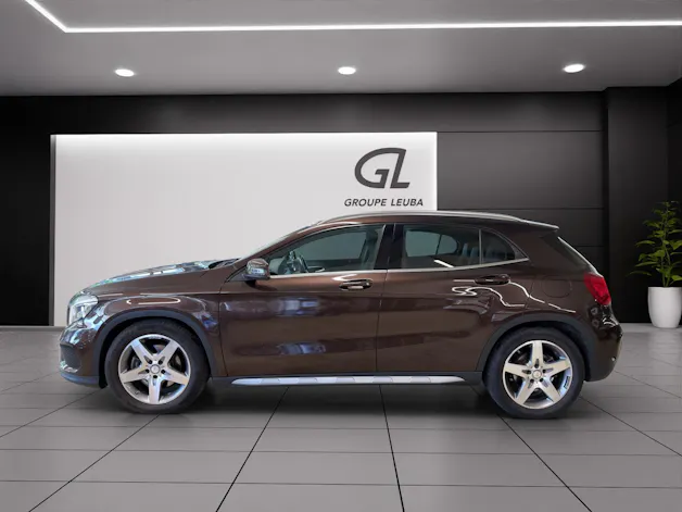 Mercedes-Benz GLA 250 AMG Line 4Matic