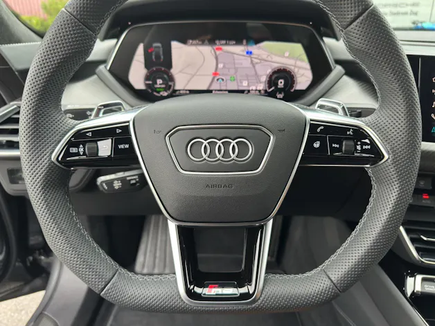 Audi RS e-tron GT quattro