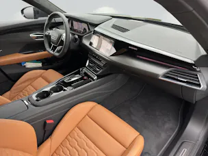 Audi RS e-tron GT quattro