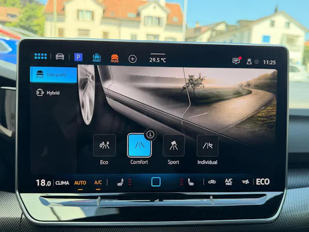 VW Golf VIII 1.5 TSI eHybrid 272 PS GTE *** 5 JAHRE VW GARANTIE & 360° KAMERA ***