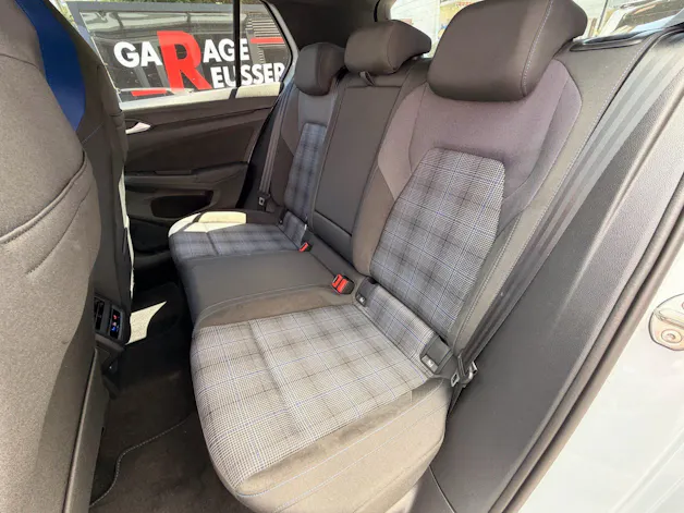 VW Golf VIII 1.5 TSI eHybrid 272 PS GTE *** 5 JAHRE VW GARANTIE & 360° KAMERA ***