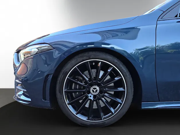 Mercedes-Benz A 250 4Matic AMG Line 4Matic 7G-DCT