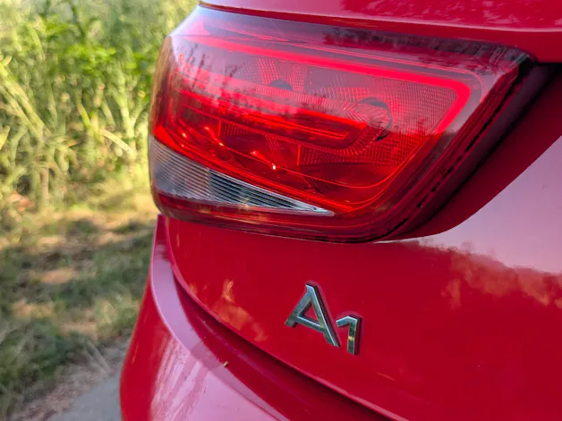 Audi A1 1.2 TFSI Attraction Young