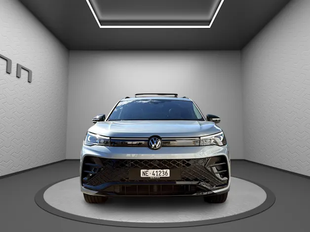 VW Tiguan 2.0 TSI DSG R-Line 4Motion