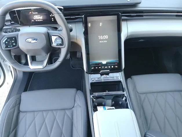 Ford Explorer Extended Range Premium AWD