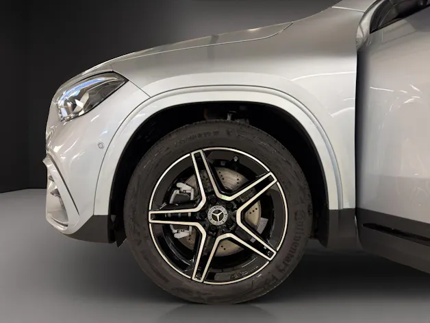 Mercedes-Benz GLA 220d 4Matic 8G-DCTSwiss Star