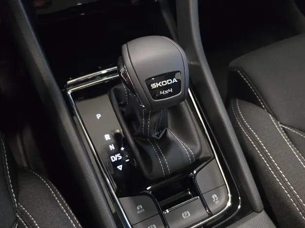 SKODA Karoq 2.0 TSI SportLine 4x4 DSG