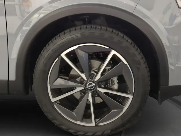 Nissan Qashqai 1.3 DIG-T MHEV Tekna Xtronic 4x4