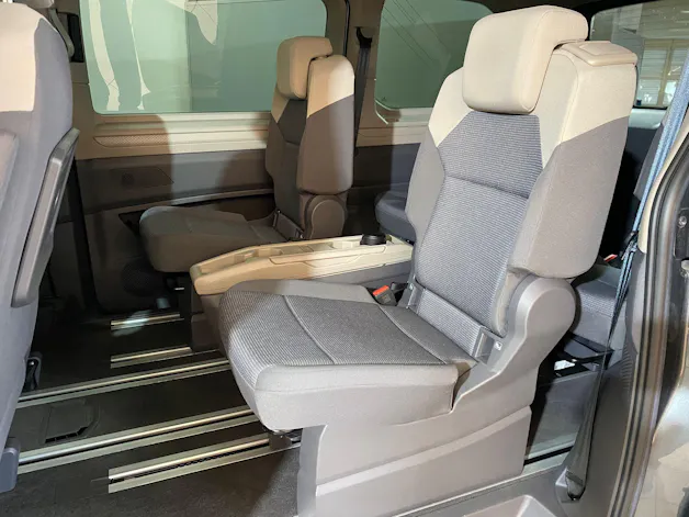 VW Multivan 2.0 TSI DSG