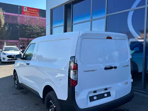 Ford Transit Courier van 1.0 EcoBoo Trend/125CV/Aut.