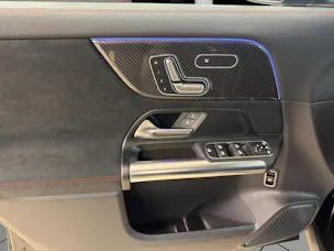 Mercedes-Benz GLA 220 4Matic 8G-DCT