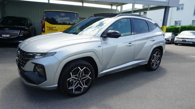 Hyundai Tucson 1.6HEV NLi LUX 4WD