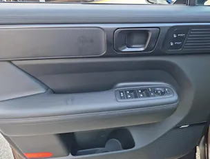 Hyundai Santa Fe 1.6 T-GDi PHEV Calligraphy 4WD Automatic