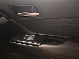 Toyota C-HR 2.0 HSD CVT Trend