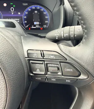 Toyota Yaris Cross 1.5 Premium AWDi e-CVT