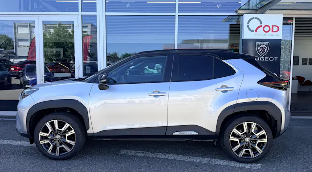 Toyota Yaris Cross 1.5 Premium AWDi e-CVT