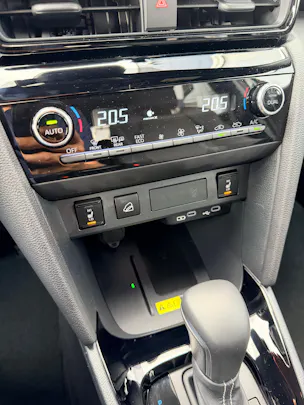 Toyota Yaris Cross 1.5 Premium AWDi e-CVT
