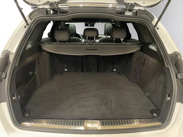 Mercedes-Benz C 200 Swiss Star AMG L.4M