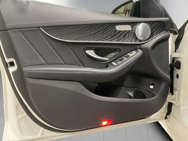 Mercedes-Benz C 200 Swiss Star AMG L.4M