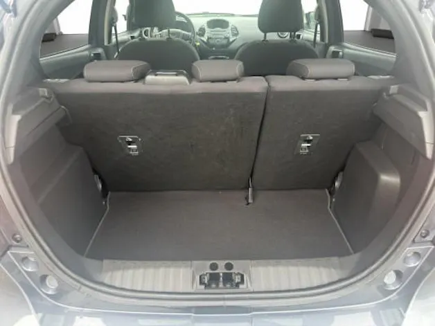 Ford KA+ 1.2 White Edition