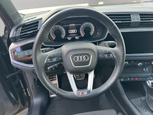 Audi Q3 45 TFSI S line quattro S-tronic