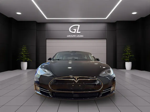 Tesla Model S 85 D Performance