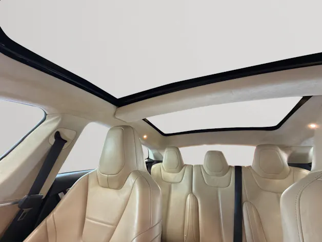 Tesla Model S 85 D Performance