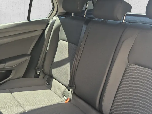 VW Golf 1.5 TSI Basis