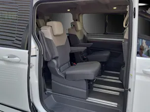 VW Multivan 2.0 TDI Life Edition DSG