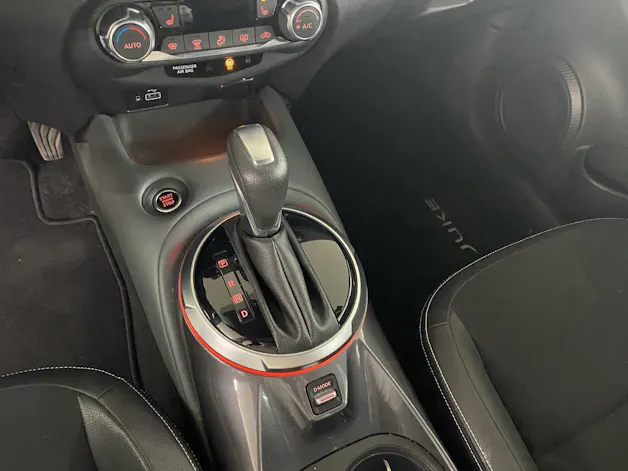 Nissan Juke 1.0 DIG-T tekna DCT