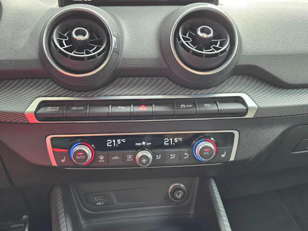 Audi SQ2 TFSI quattro S-tronic