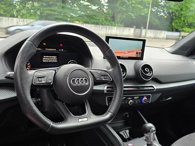 Audi SQ2 TFSI quattro S-tronic
