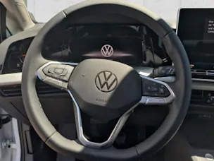 VW Golf 1.5 TSI Basis