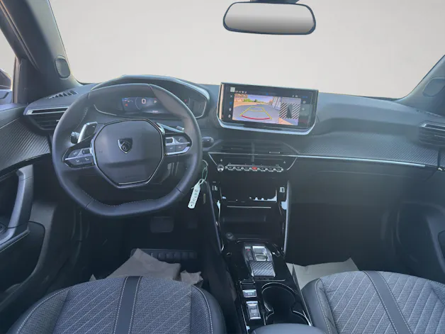 PEUGEOT 2008 1.2 145 MHEV Allure
