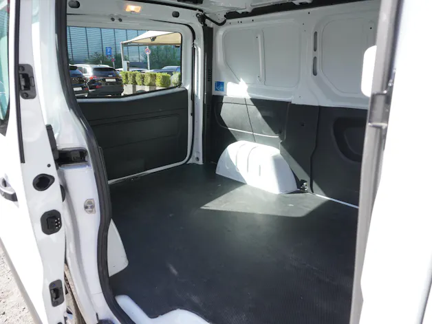 Renault Trafic 2.0 Blue dCi 130 Advance L1H1 3-PLÄTZER!!!