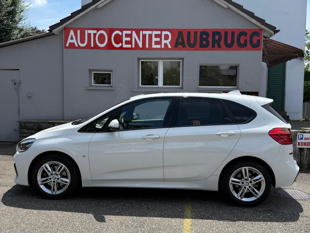BMW 220d xDrive Active Tourer Steptronic M Sport *LEDER-SITZE - PANORAMA-DACH*