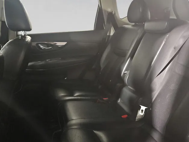 Nissan X-Trail 1.6 DIG-T tekna