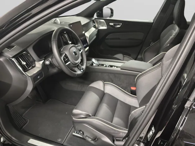 Volvo XC60 2.0 B5 MH Black Edition AWD