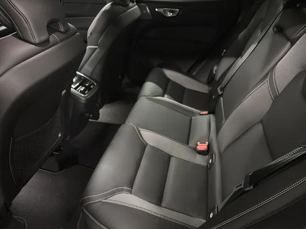 Volvo XC60 2.0 B5 MH Black Edition AWD