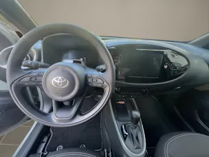 Toyota Aygo X 1.5 VVT-i HSD Trend