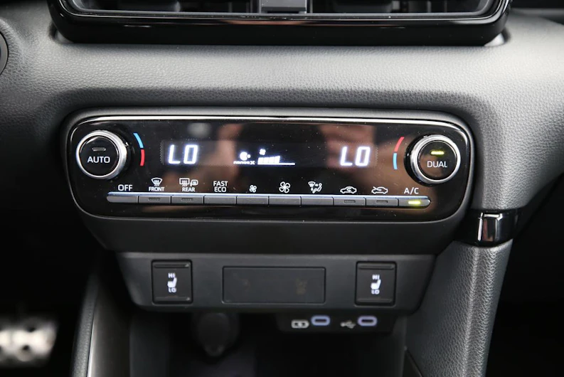immagine del veicolo TOYOTA YARIS