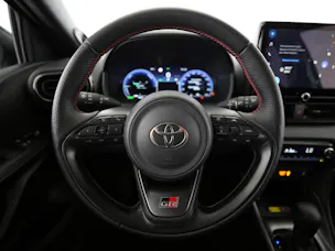 Toyota Yaris 1.5 VVT-i HSD GR Sport