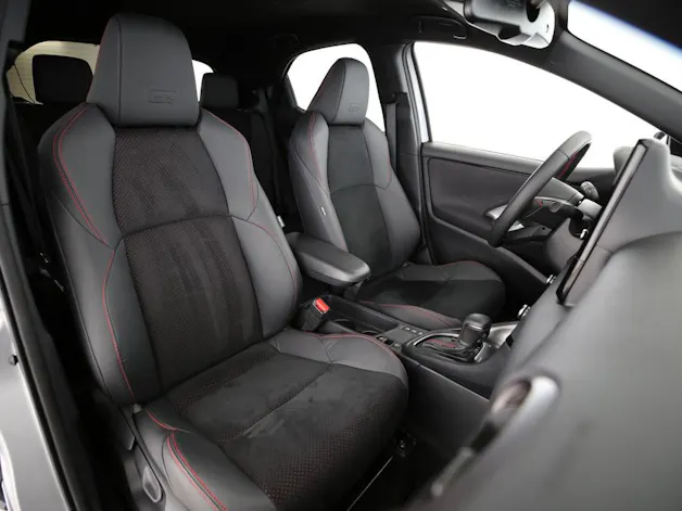 Toyota Yaris 1.5 VVT-i HSD GR Sport