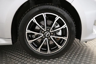 https://vehicle.imgix.net/4360437/a348457a-d8db-410f-8374-973bea05fa20.jpg