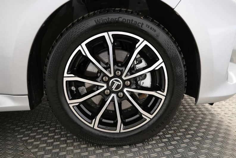 immagine del veicolo TOYOTA YARIS