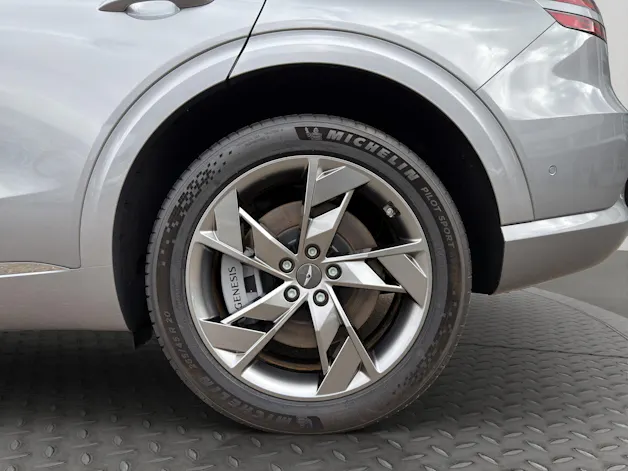 Genesis GV70 Dual Motor Sport AWD