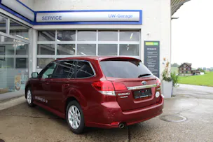 Subaru Legacy Station 2.0i Swiss Special