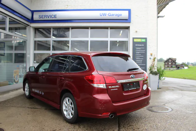Subaru Legacy Station 2.0i Swiss Special